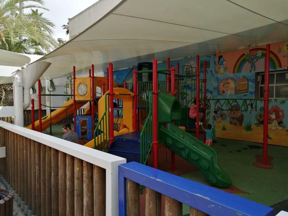 Port Aventura, Exclusivo Alojamiento לה פינדה מראה חיצוני תמונה